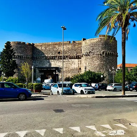 Regium Castle Gasthof Reggio Calabria