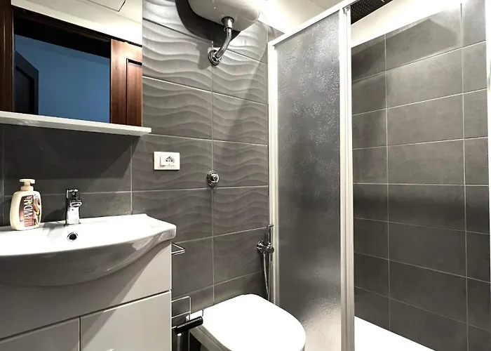 Regium Castle בית הארחה